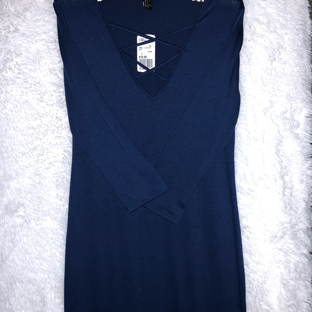🆕Forever21 fitted dress criss cross NWT